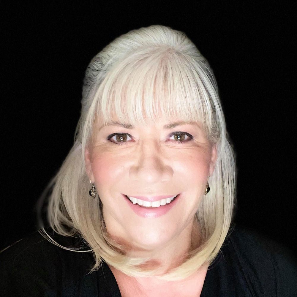 Meet your Posher, Linda